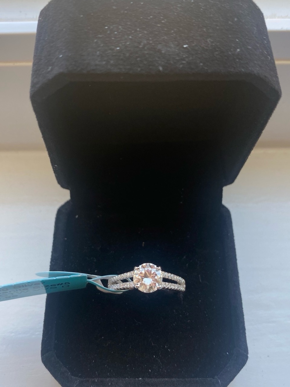 Split Band Moissanite Ring Size 5